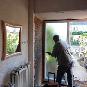 3: okt. 2015 – dakrand eraf, voordeur naar voren, dakluik